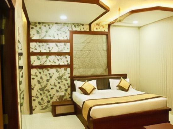 Фото Hotel Uday Palace