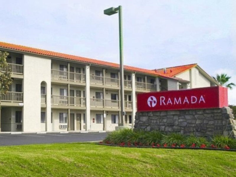 Фото Best Western Carlsbad by the Sea