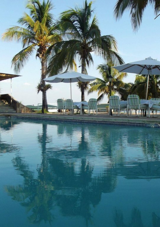 Гостиница Lake Safari Lodge