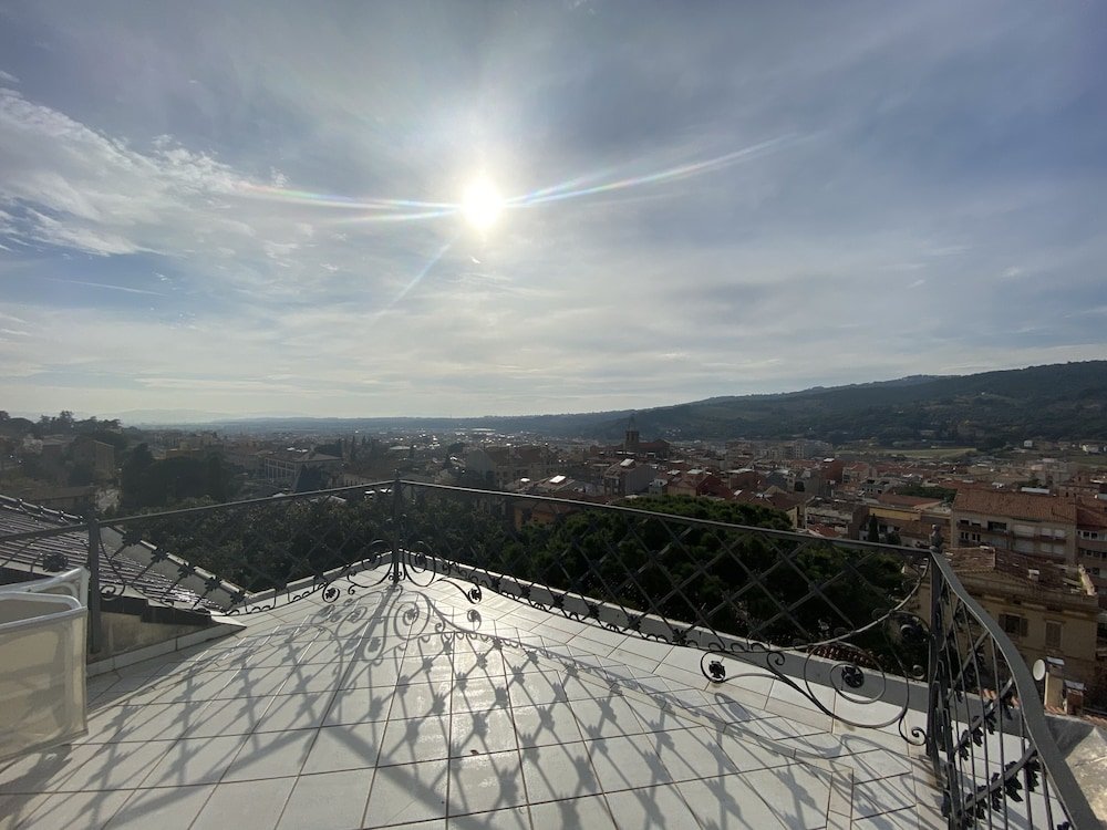 Фото Hotel Boutique Edelweiss La Garriga - Adults Only