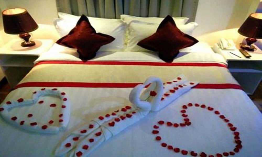 Фото Wh Hotel & Service Apartment