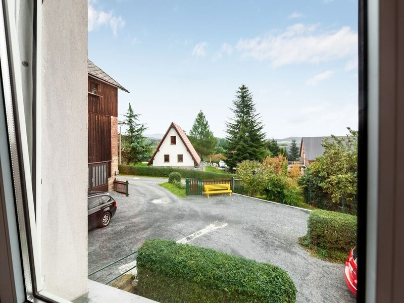 Жильё посуточно Holiday Home in Saxon Switzerland With Mountain View, Terrace and Garden