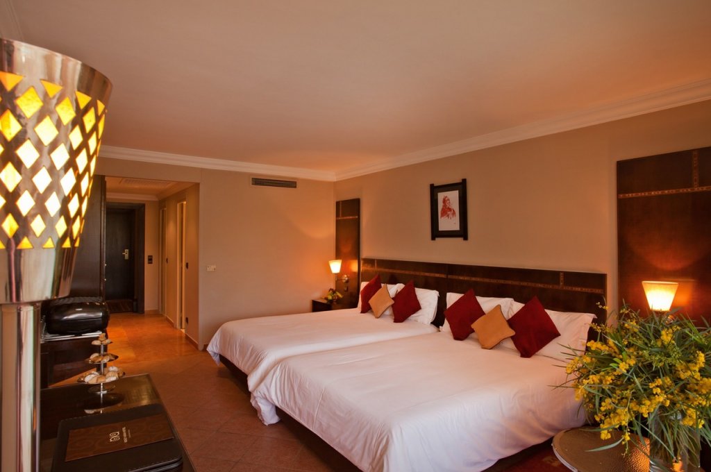 Фото Kenzi Rose Garden