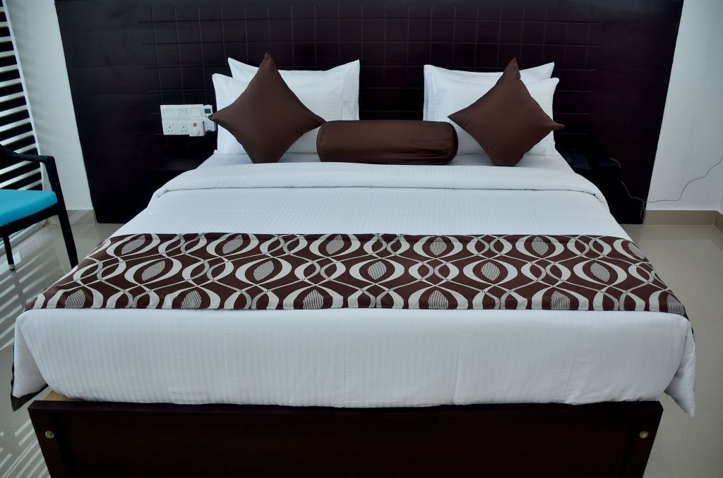 Фото Отель Trincomalee Beach Resort & Spa