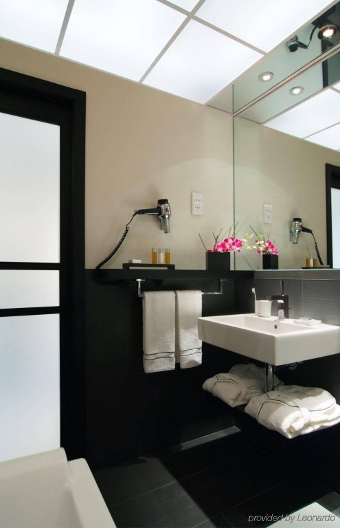 Фото Avani Avenida Liberdade Lisbon Hotel