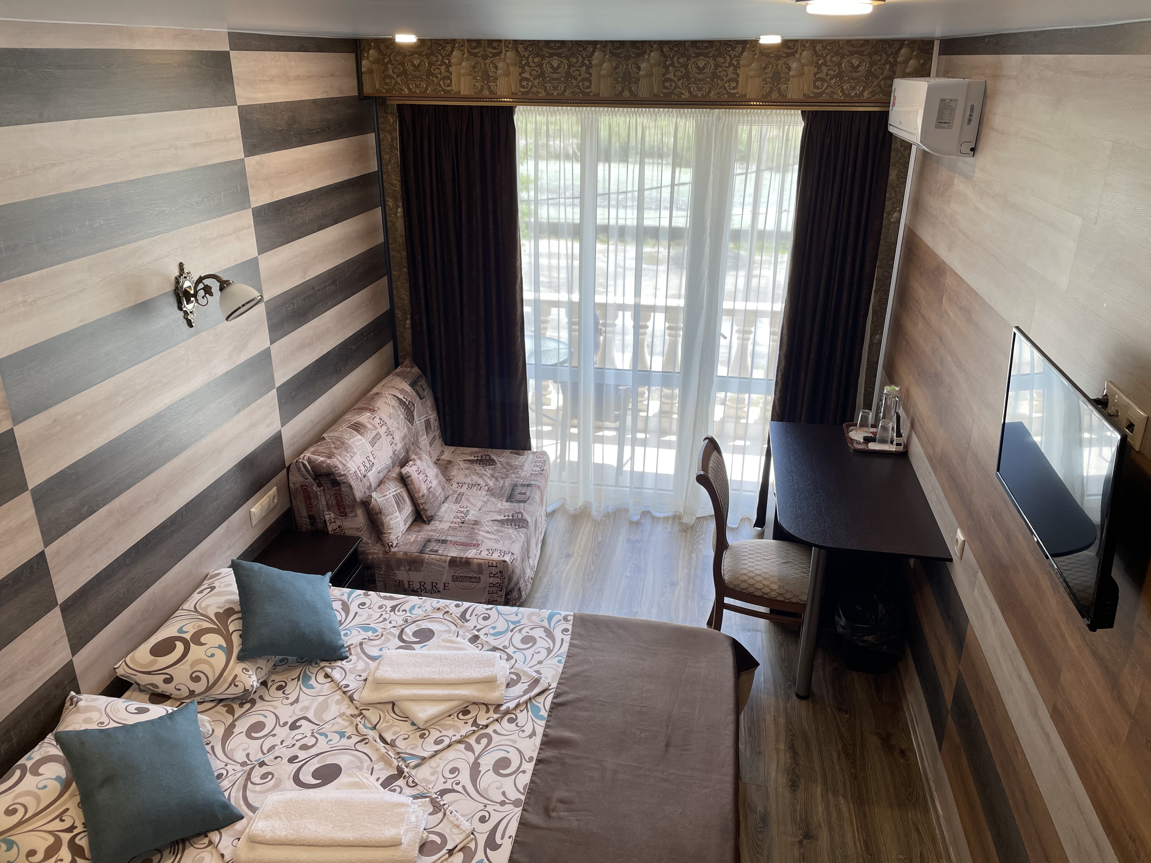 Фото Бастион