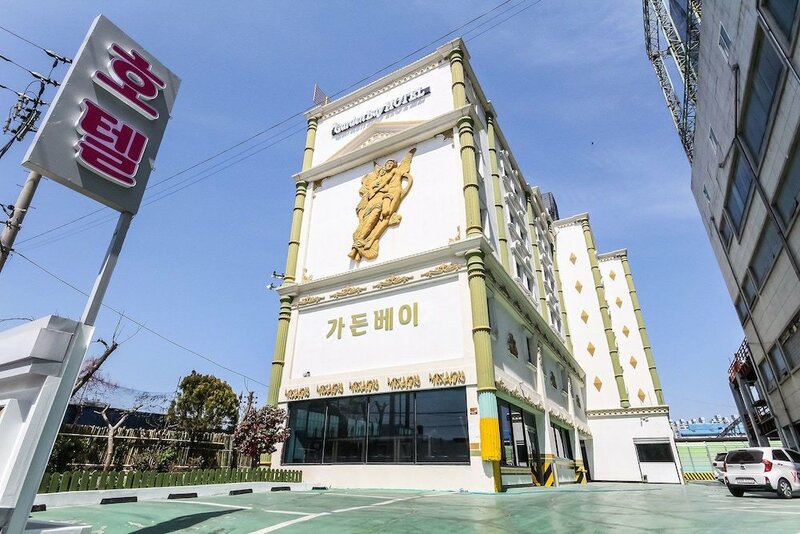 Гостиница Garden Bay Hotel в Сунчхоне