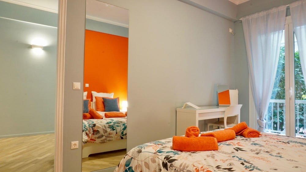 Фото Sophisticated Modern Apt in Athens