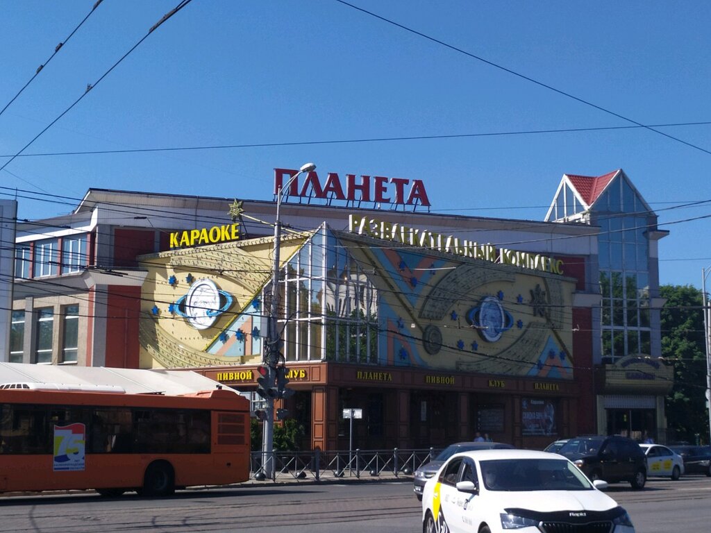 Полицейский в Калининграде бычил на хорватов: получил перцовкой в очи