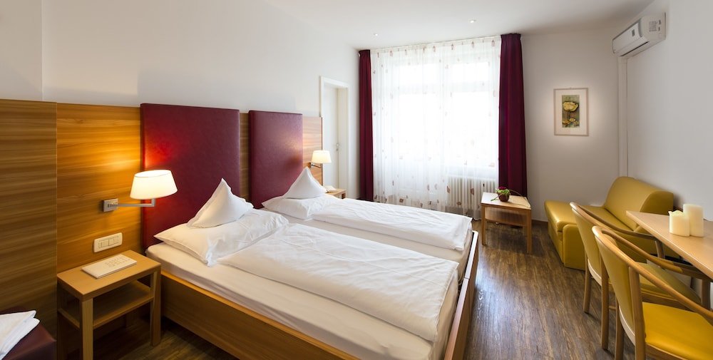 Фото Hotel Kolping Meran