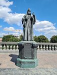 Патриарх Тихон (Volkhonka Street, 15), monument, memorial