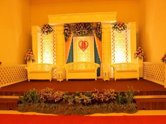 Фото Hotel Dafam Cilacap