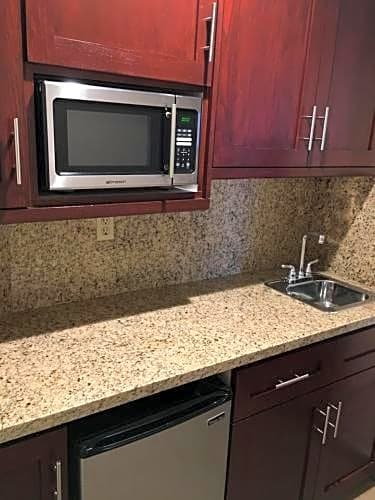 Фото Best Western Plus West Covina Inn