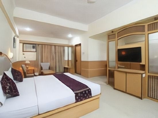 Фото Hotel Atithi