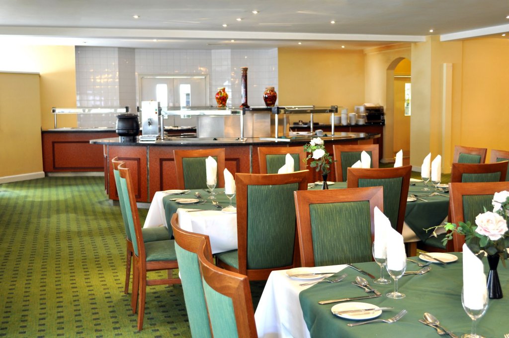 Фото The Willows Training Centre