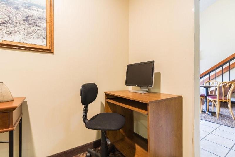 Фото Rodeway Inn Red Wing