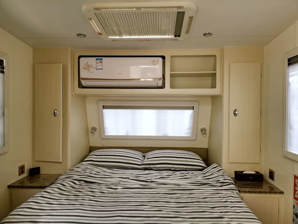 Фото Guilin Crystal Crescent Moon Hotel