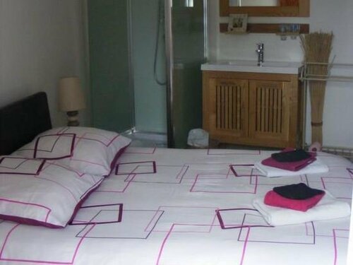 Гостиница Le Clos Laurentais в Сен-Бриё