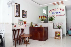 Khach San Huong Giang
