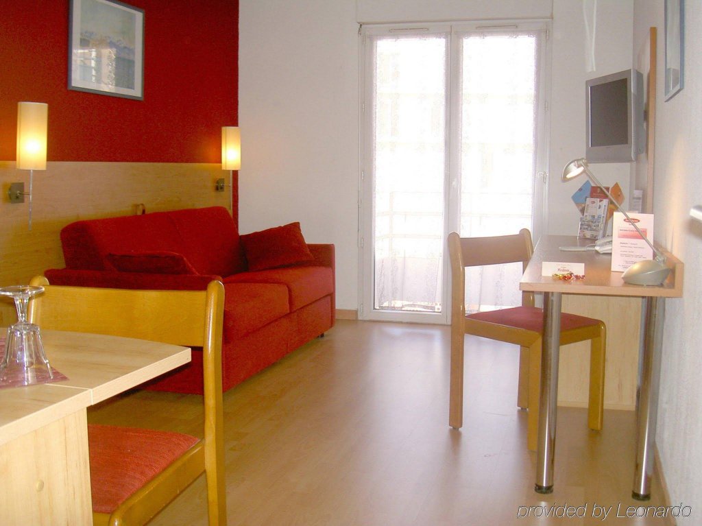 Фото Séjours & Affaires Aix-en-Provence Mirabeau