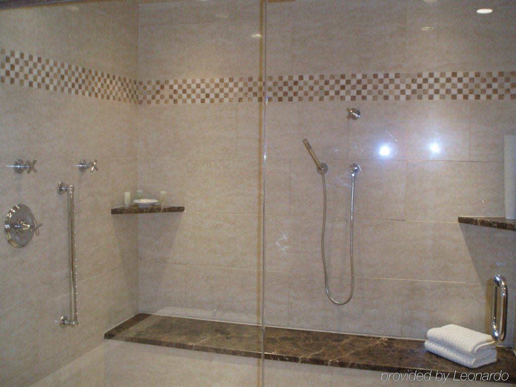 Фото The Cincinnatian Hotel Curio Collection by Hilton