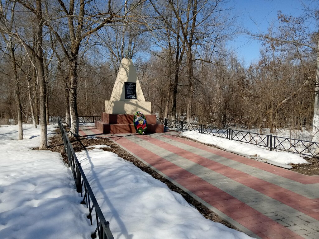 Памятник, мемориал Братская могила № 353, Воронежская область, фото
