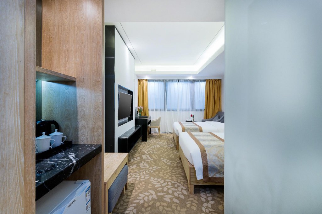 Фото Golden Central Hotel Shenzhen