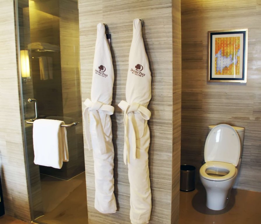 Фото DoubleTree by Hilton Hotel Shenyang