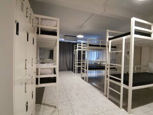отель 8 Sleeper Street