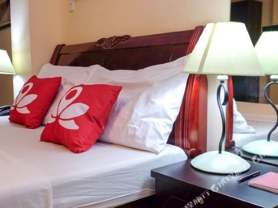 Фото Aloha Hotel