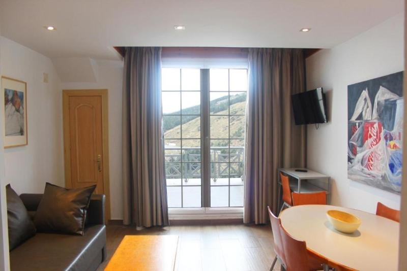 Фото Hotel Ghm Monachil