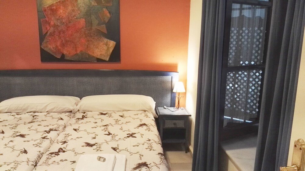 Фото Apartamentos Larga 70