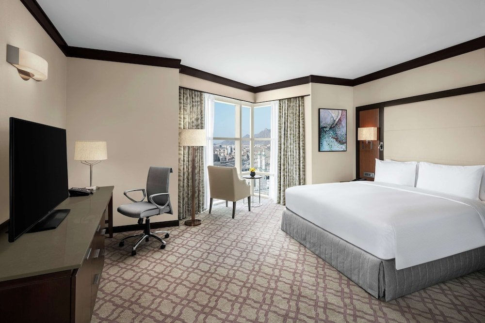 Фото DoubleTree by Hilton Jabal Omar Makkah