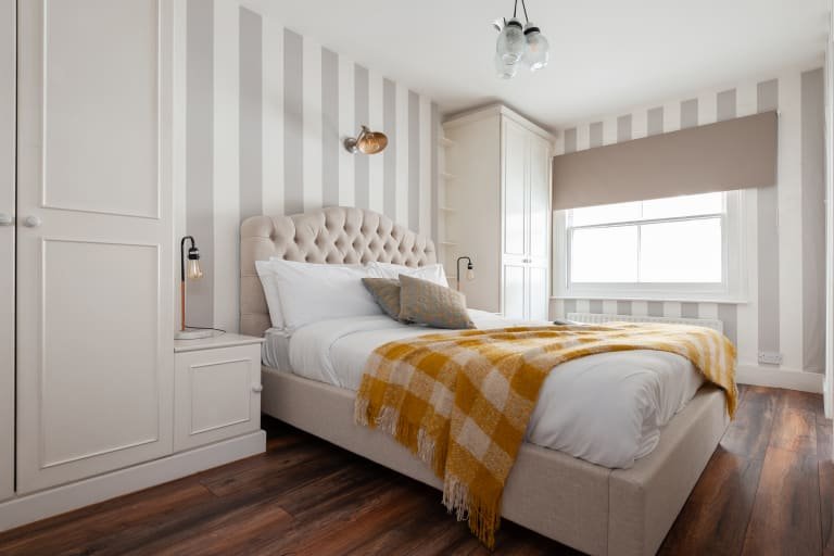 Фото The South Kensington Mews - Lovely & Bright 5bdr Kensington Mews