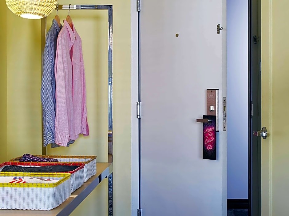 Фото Mama Shelter Los Angeles