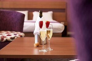 Гостиница Quality Hotel Ambassador Perth