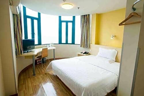 Гостиница 7Days Inn Qingdao International Conference Center Zhuzhou Road в Циндао
