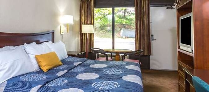 Фото Knights Inn Baltimore