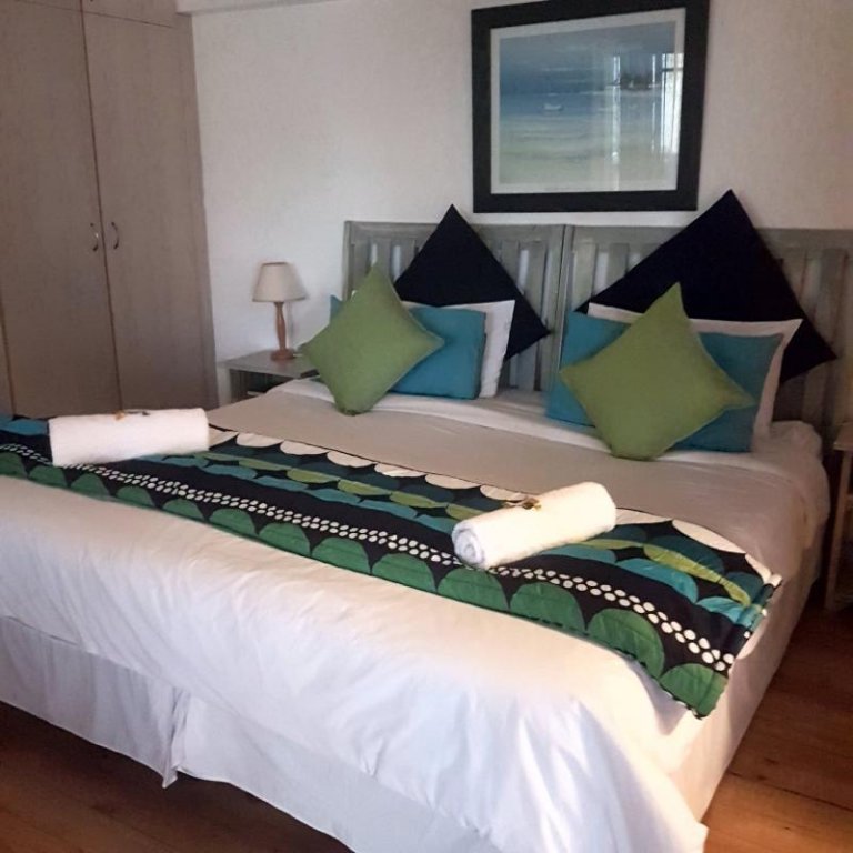 Фото Aquarius Bed & Breakfast