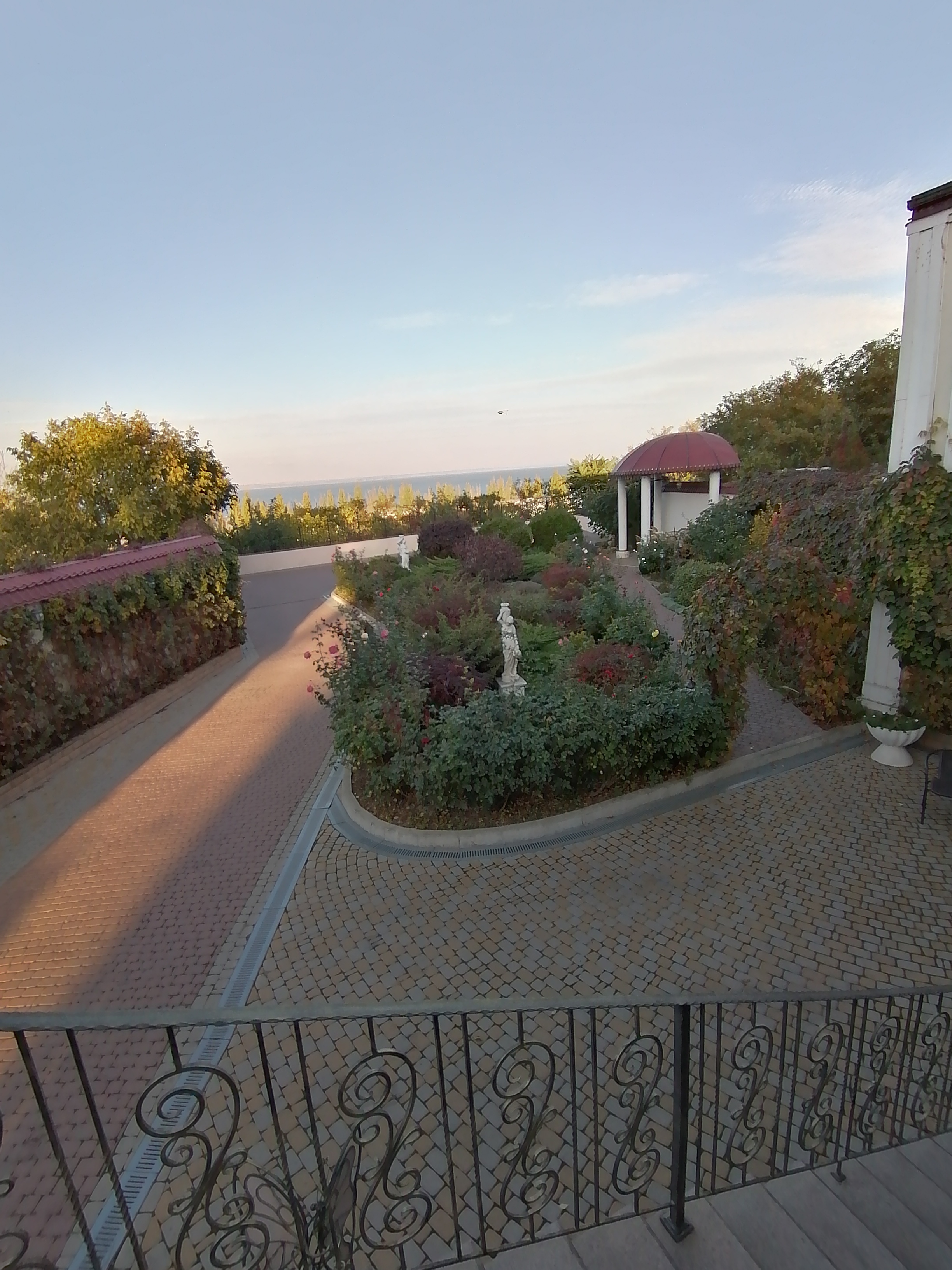 Фото Варваци