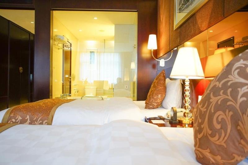 Фото Grand Soluxe International Hotel Xi'an