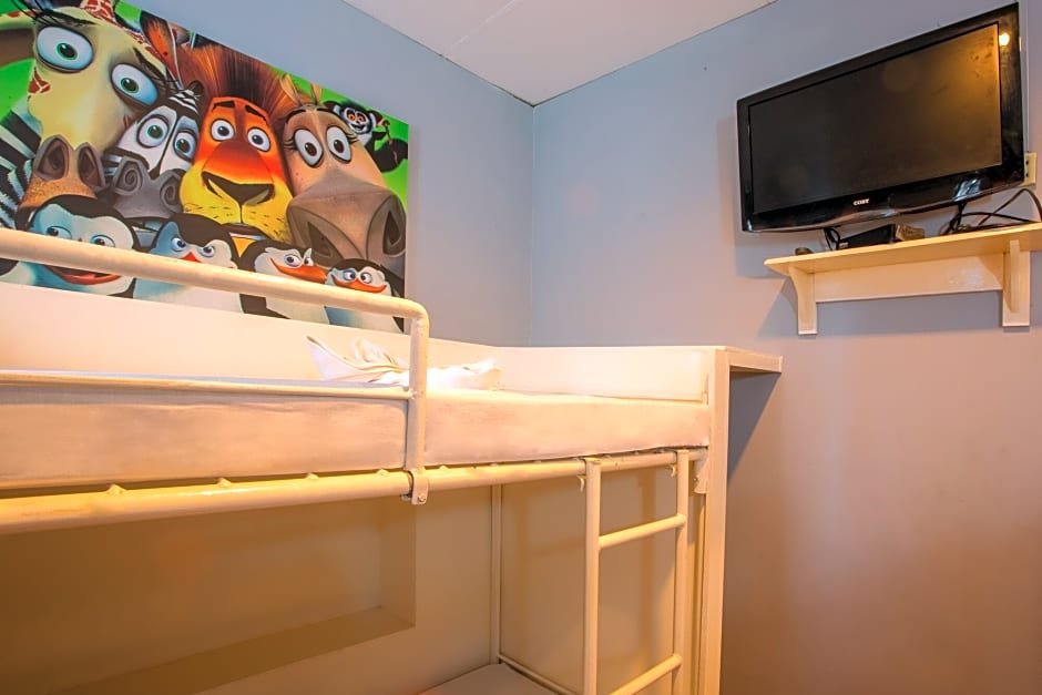 Фото Tr3ats Guest House Cebu