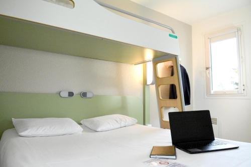 Фото Ibis budget Rouen Sud Zenith