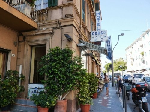Гостиница Hotel Corso в Сан-Ремо