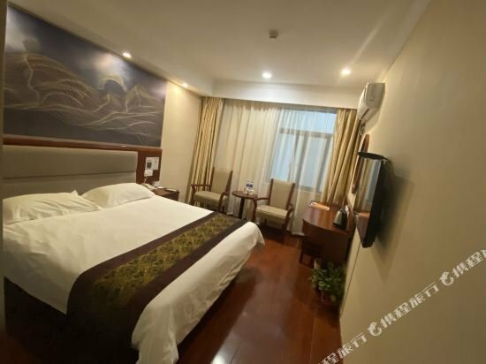 Гостиница GreenTree Inn ShangHai JinShan Wanda Plaza Longxiang Road Express Hotel