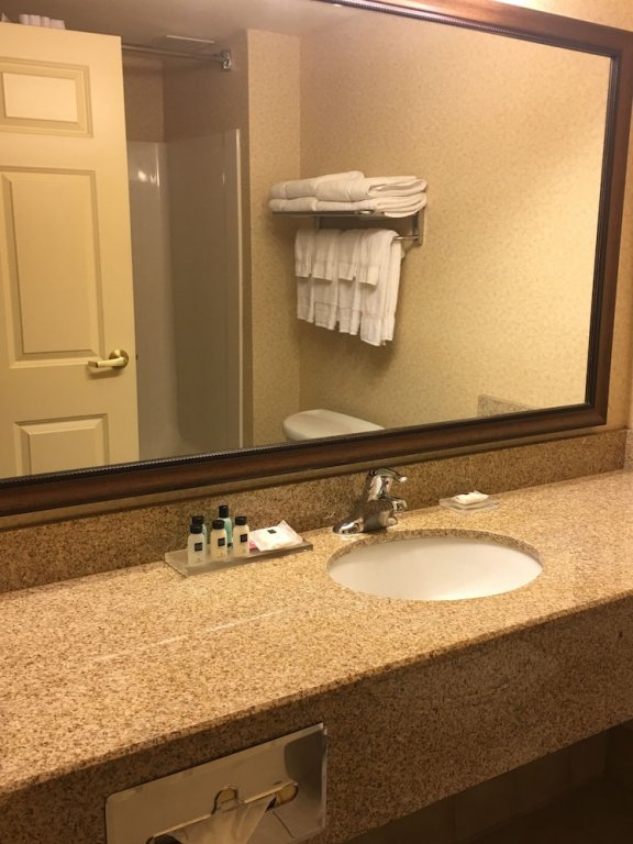 Фото Country Inn & Suites by Radisson, Boise West, Id