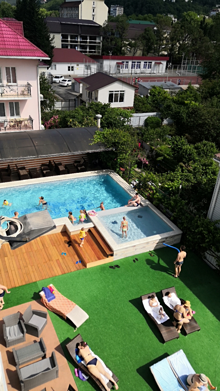 Фото Орешник