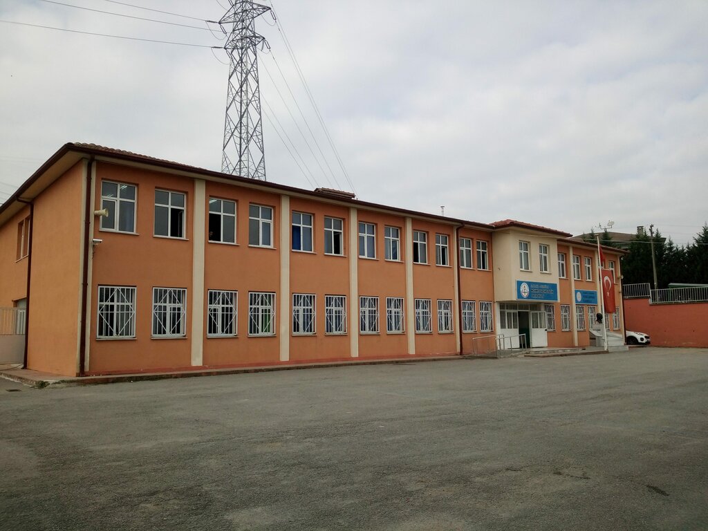 School Mehmet Sadik Eratik Middle School, Serdivan, photo