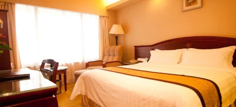 Фото GreenTree Eastern Shenzhen Luohu East Gate Hotel