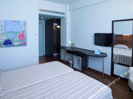 Фото Отель Athens Center Square